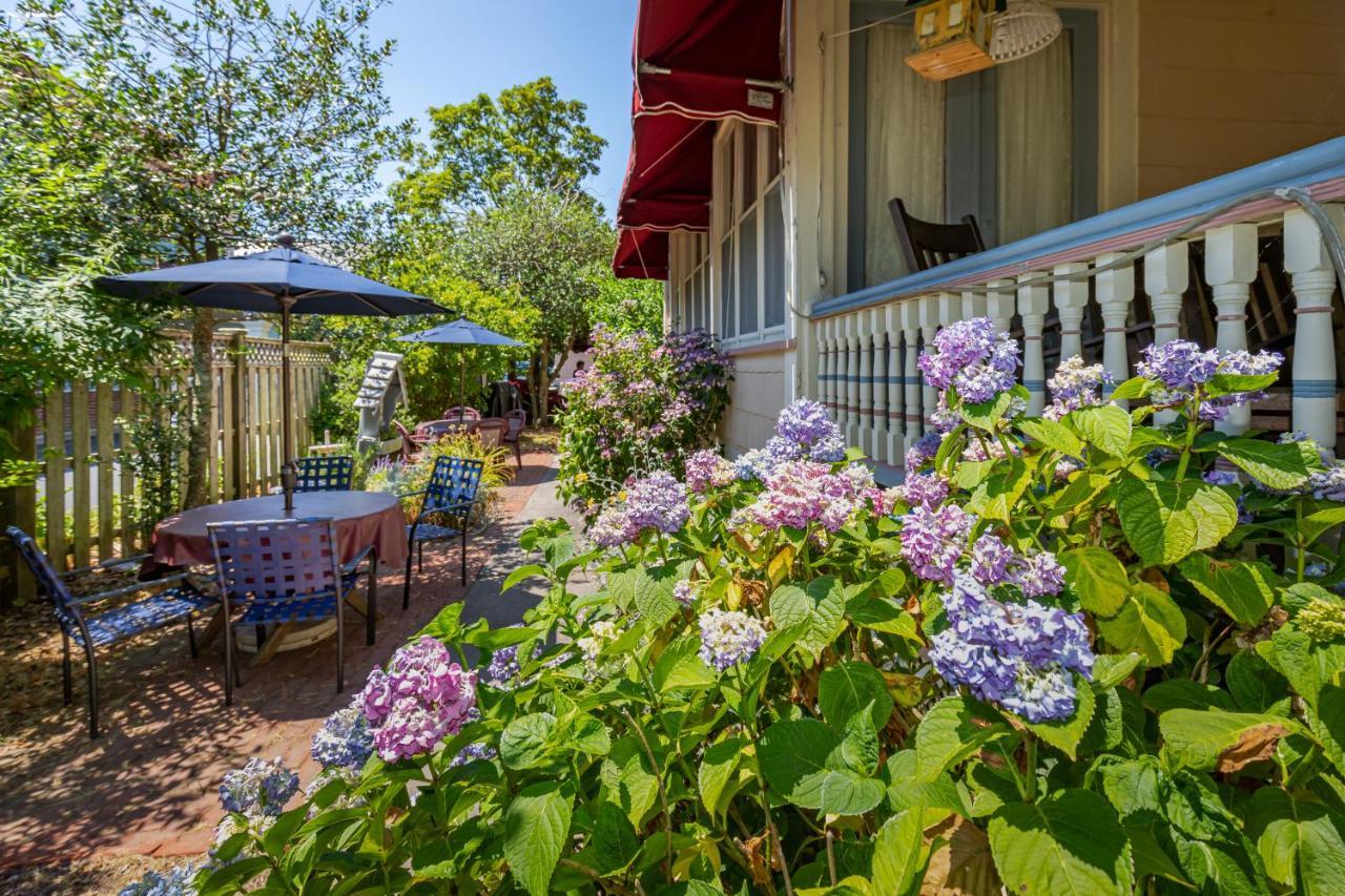 Antoinette'S Apartments & Suites Cape May Exterior foto