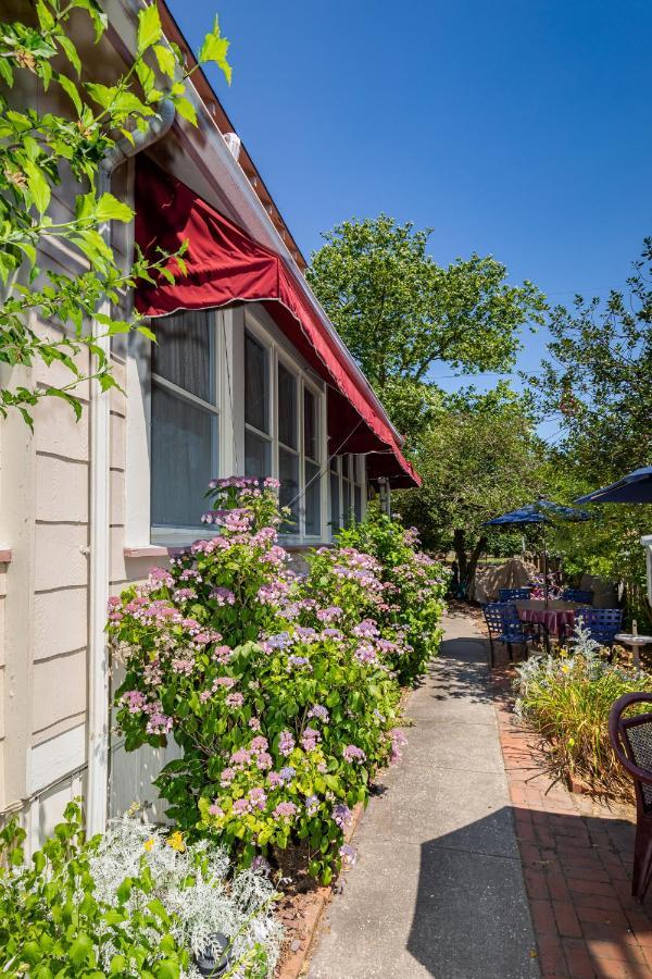 Antoinette'S Apartments & Suites Cape May Exterior foto